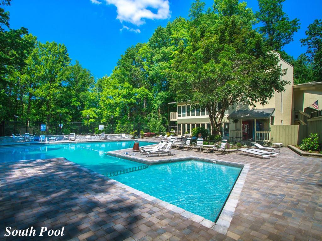 Great Expectations, 3 Bedrooms, Fireplace, Pool Table, Hot Tub, Sleeps 10 개틀린버그 외부 사진